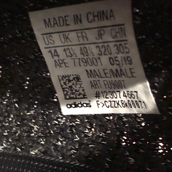 Yeezy 350 V2 Black Reflective - Picture 6 of 8